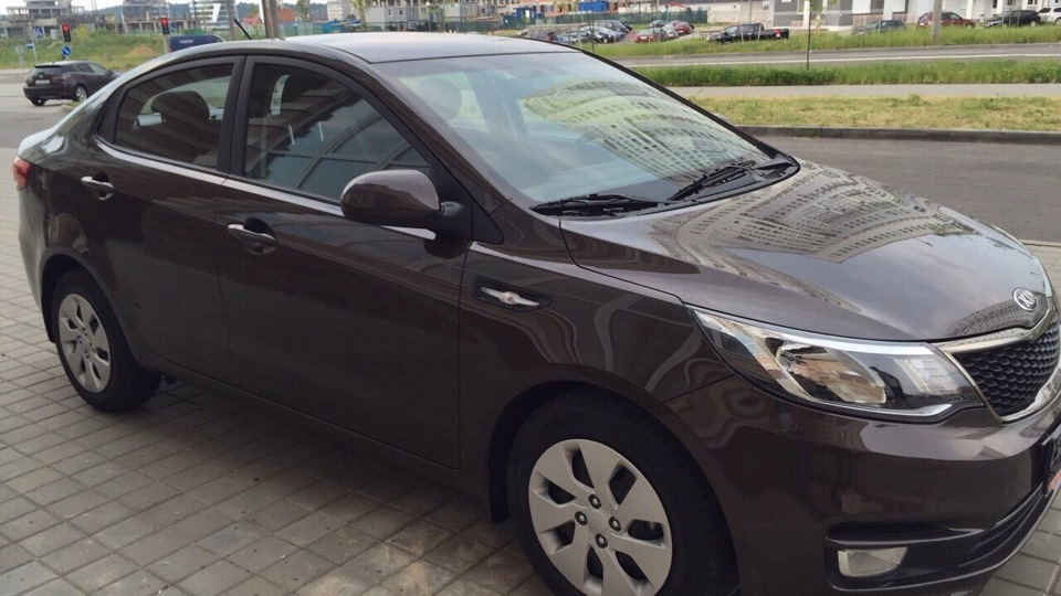 Прокат автомобиля Kia Rio в городе Омск Прокат автомобиля Kia Rio в городе Омск