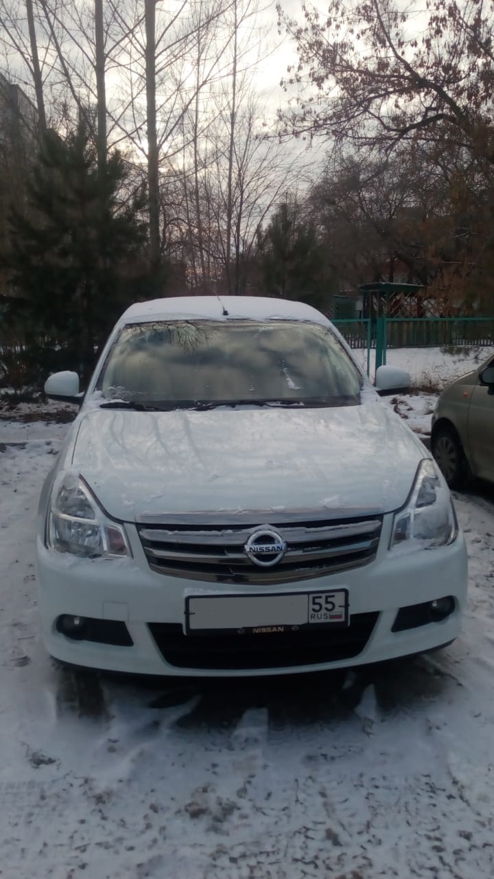 Nissan Almera