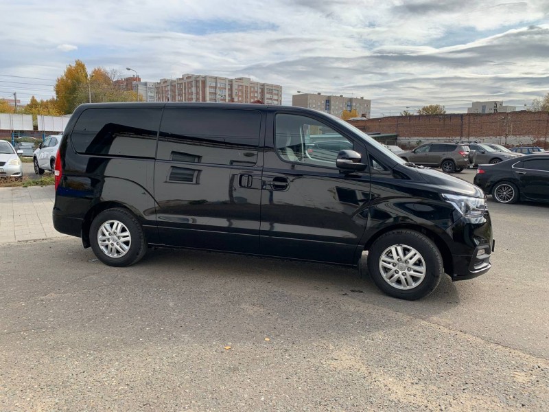 Hyundai H-1 (Grand Starex)