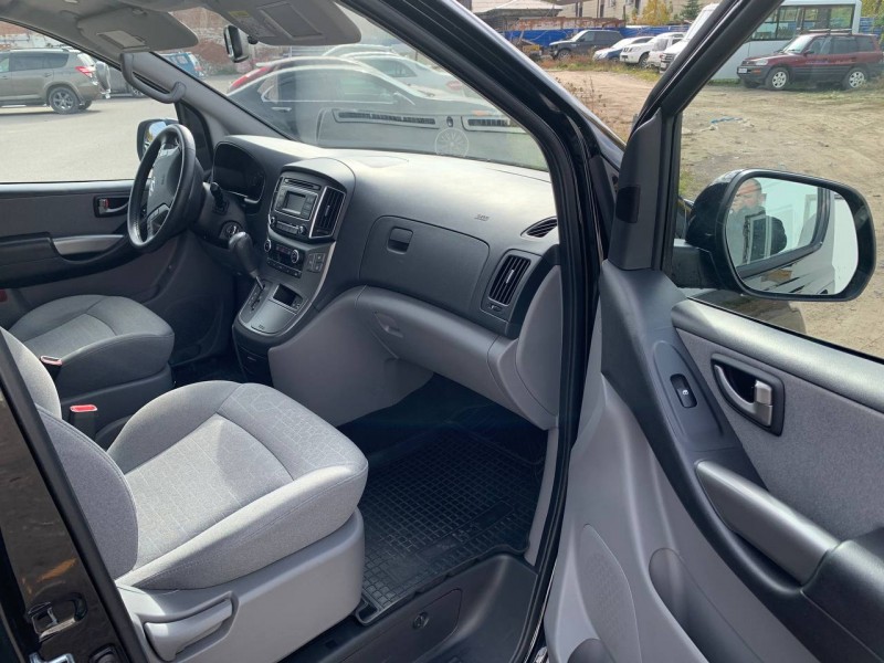 Hyundai H-1 (Grand Starex)