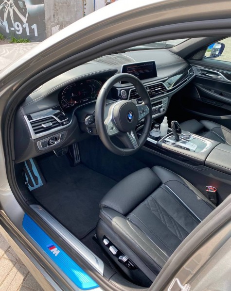 BMW 7