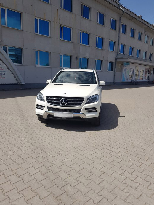 Mercedes M
